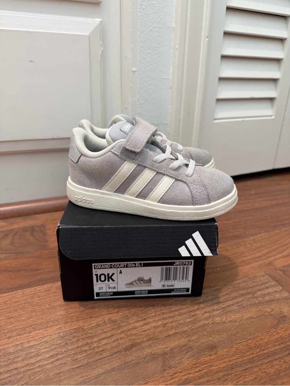 Adidas Grand Court Suede Sneaker